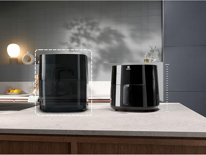Аэрогриль фритюрница Electrolux AirFryer 800 EAF3B