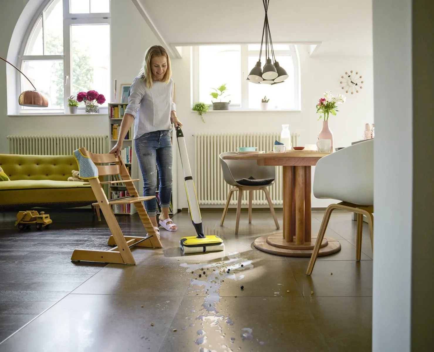 Пароочиститель KARCHER FC 7 1.055-730.0