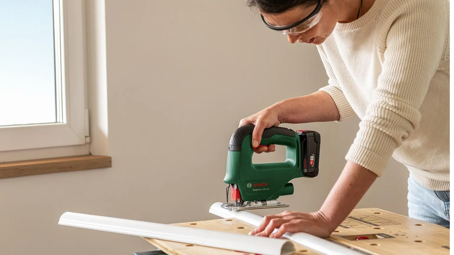 Лобзик Bosch EasySaw 18V-70 0603012000