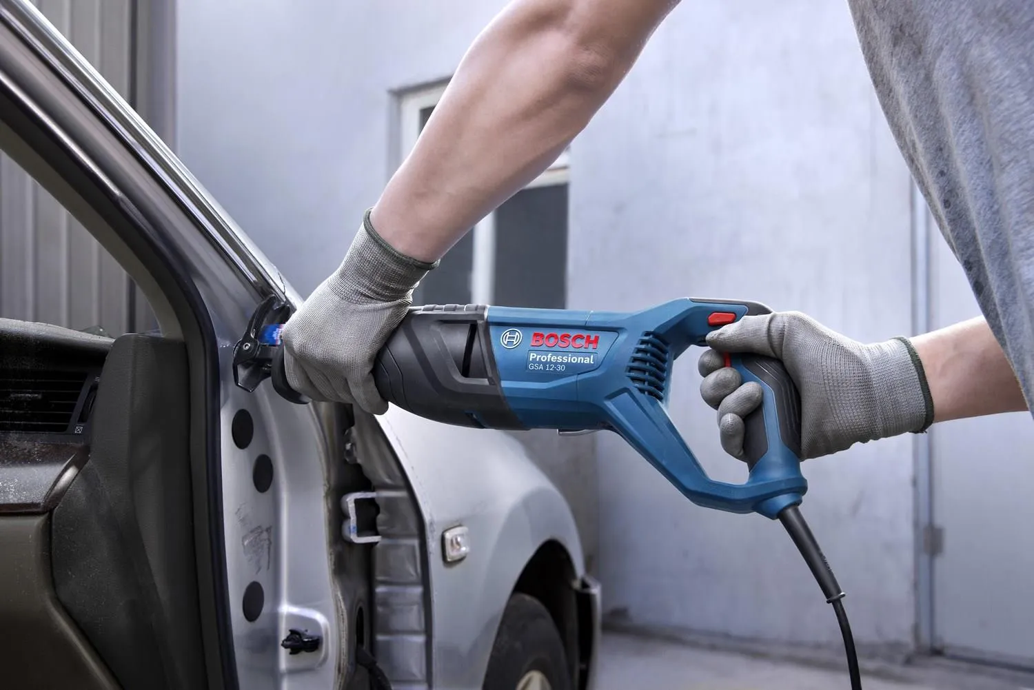 Электрическая пила Bosch GSA 12-30 Professional 06016C7000