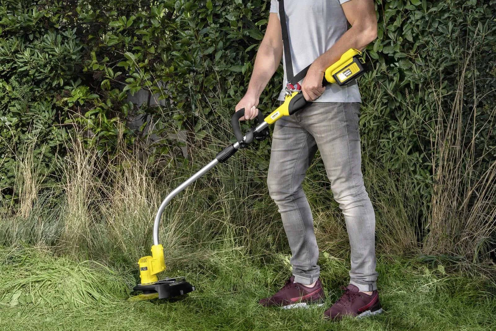 Триммер Karcher LTR 36-33 Battery 1.444-350.0