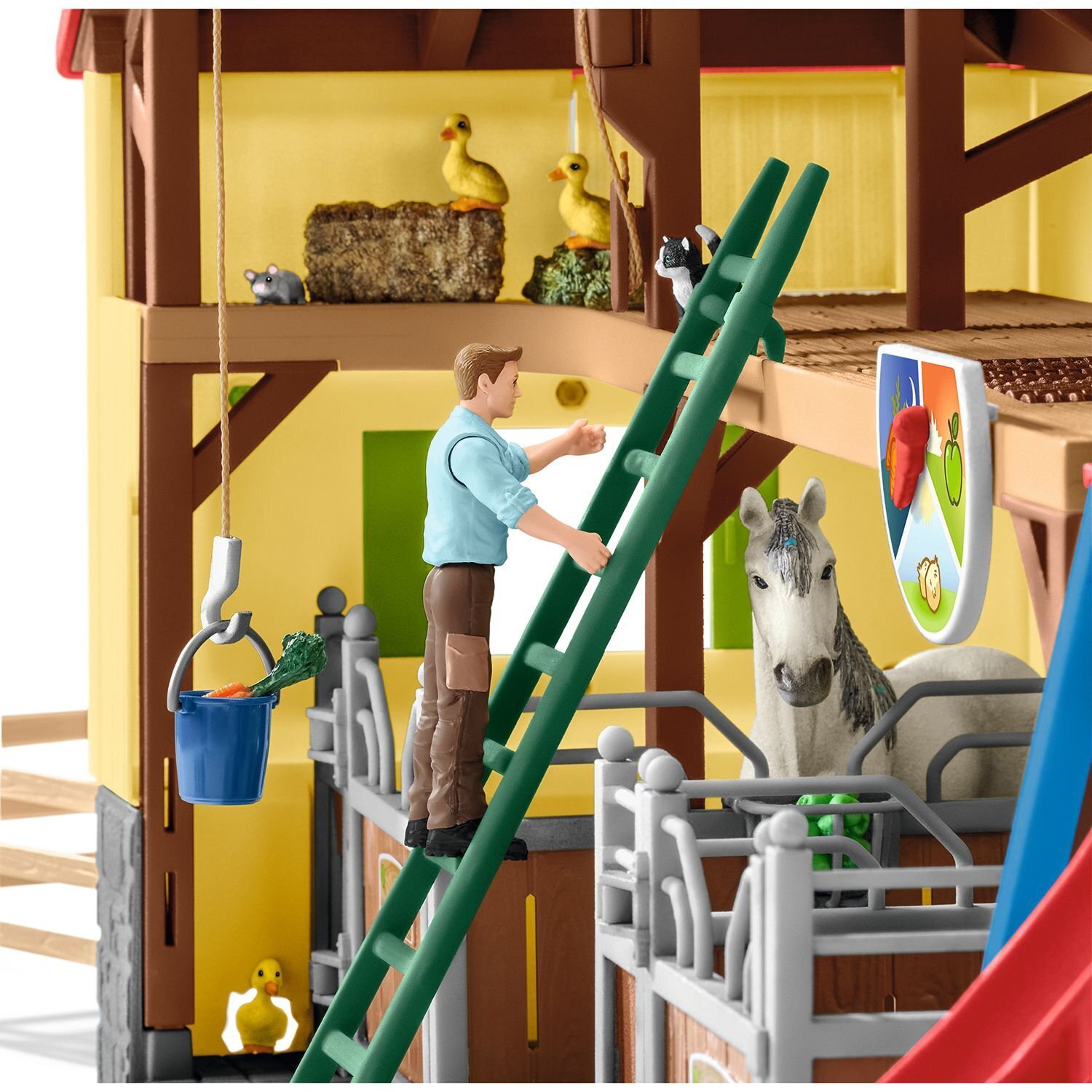 Игровой набор Schleich Конюшня 42485