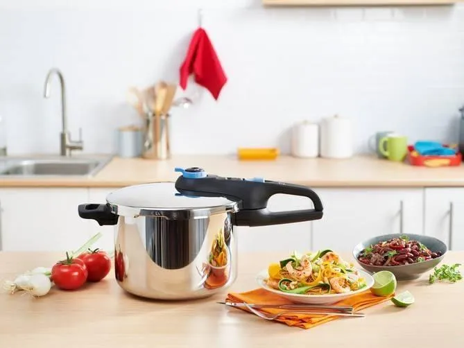 Скороварка Tefal SECURE TRENDY 6 л + корзина P2584301
