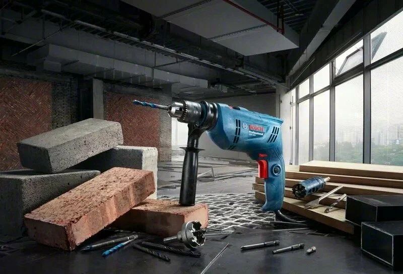 Дрель Bosch GSB 600 Professional 6011A0320