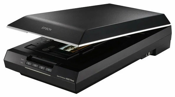 Сканер Epson Perfection V600 Photo черный