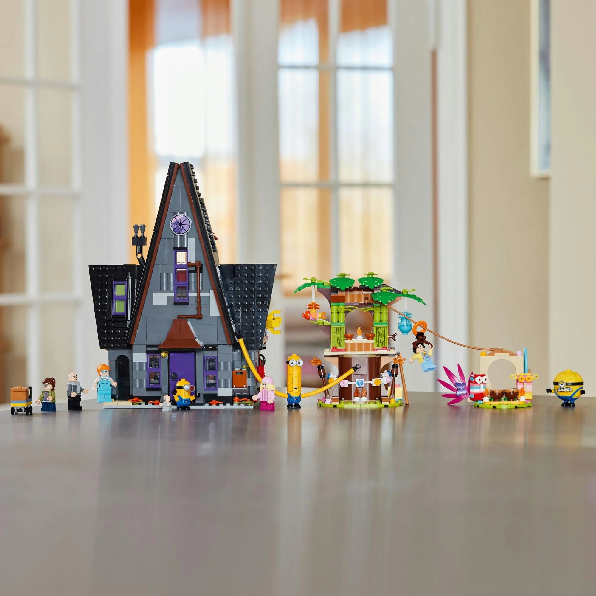 Конструктор LEGO Гадкий я 4 75583 Резиденция Гру и миньонов