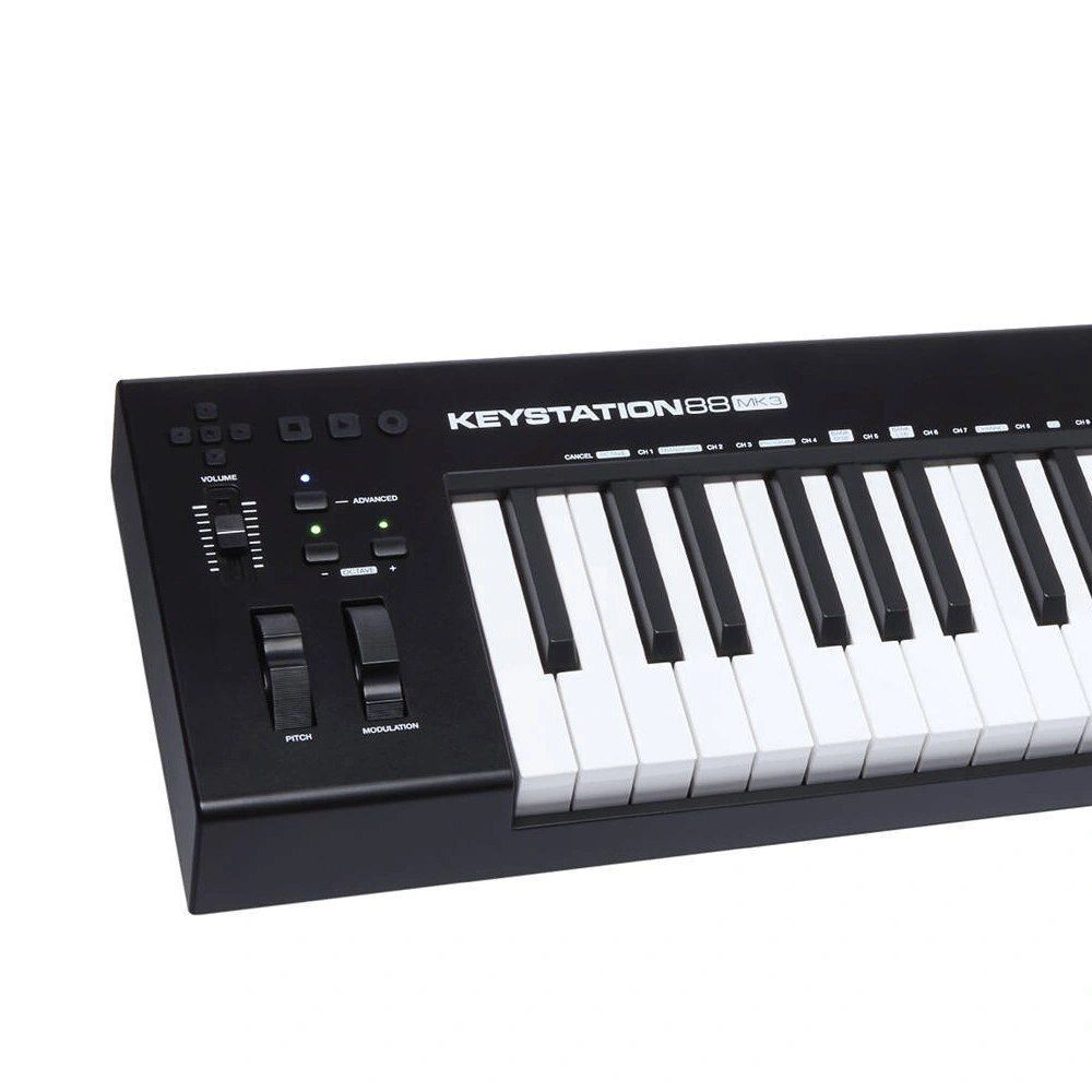 MIDI-клавиатура 88 клавиш M-Audio Keystation 88 MK3