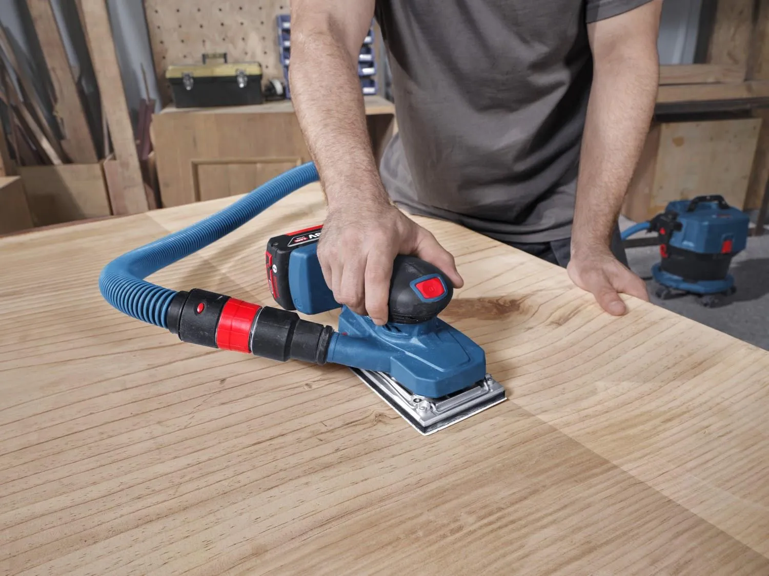 Аккумуляторная ленточная шлифовальная машина Bosch GSS 18V-18 Professional 06019R7000