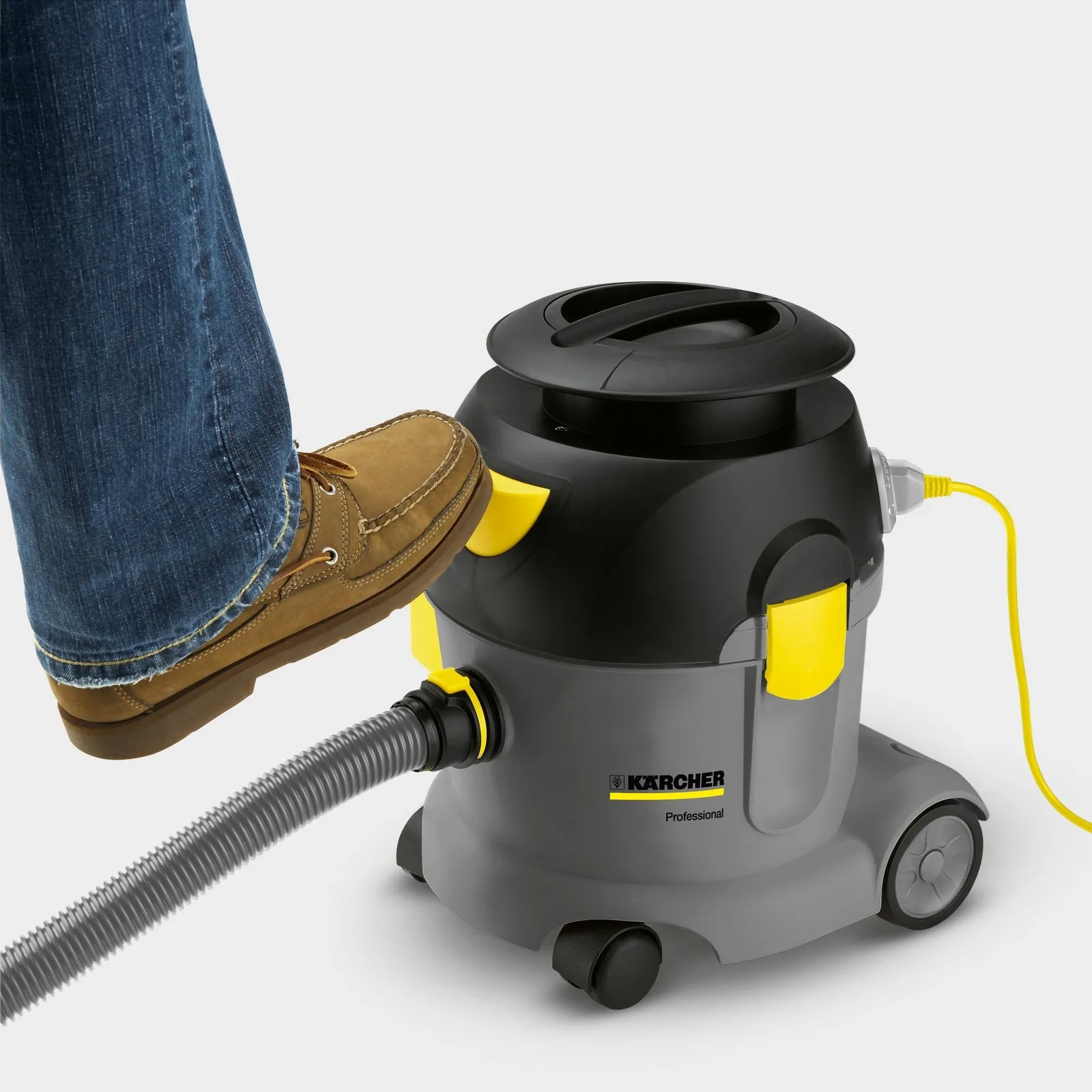 Профессиональный пылесос сухой уборки Karcher T 10/1 Adv 1.527-154.0