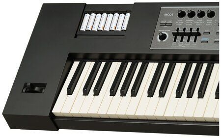 Синтезатор Roland JUNO-DS88 черный