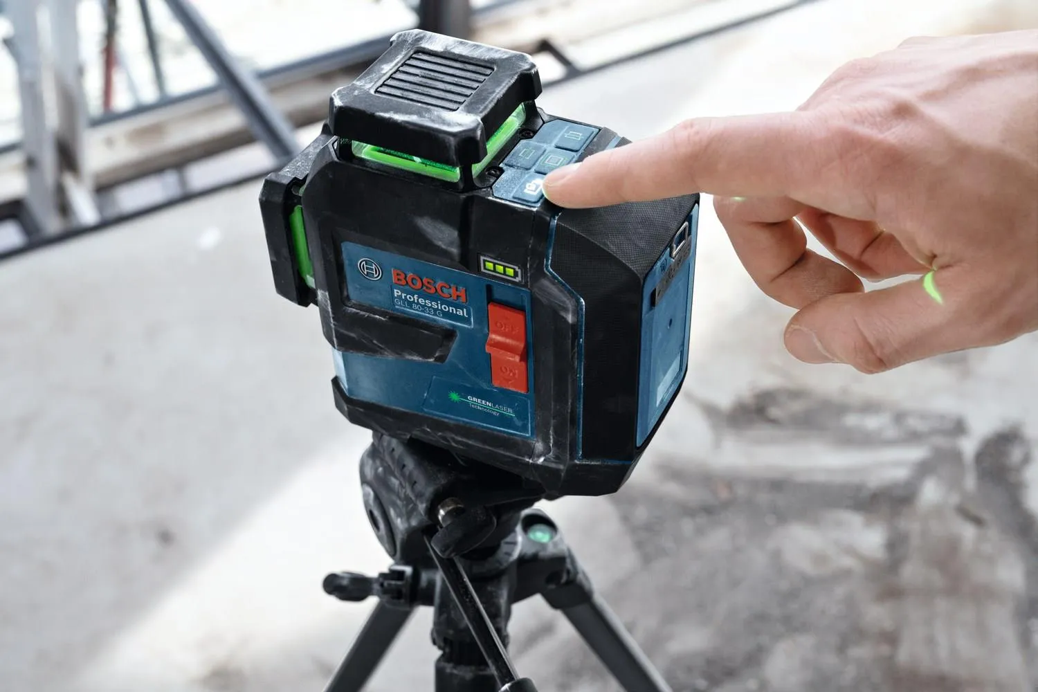 Лазерный уровень Bosch GLL 80-33 G Professional 0601065500