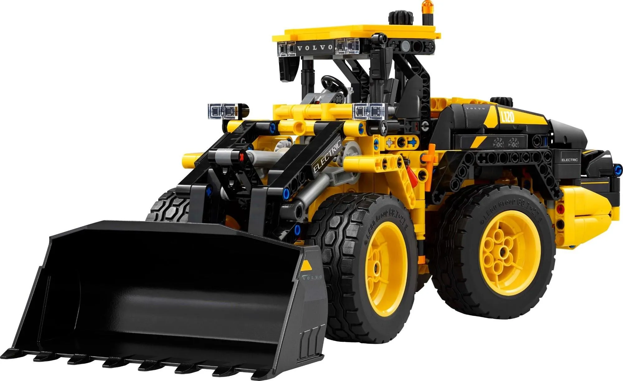 Конструктор LEGO Technic 42209 Колёсный погрузчик Volvo L120 Electric