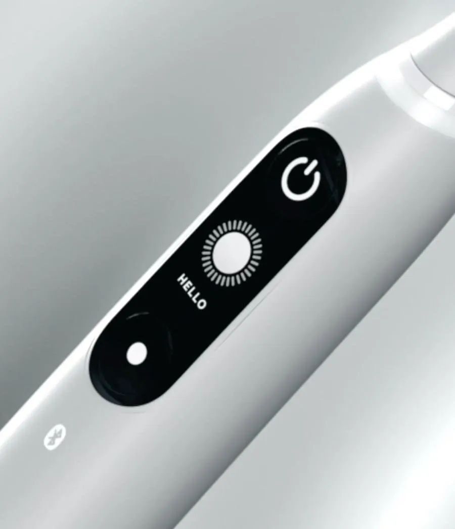 Электрическая зубная щетка Oral-B iO Series 6 Black Onyx