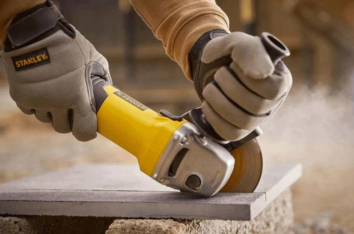 Эксцентриковая шлифовальная машина Stanley FMEG225VS