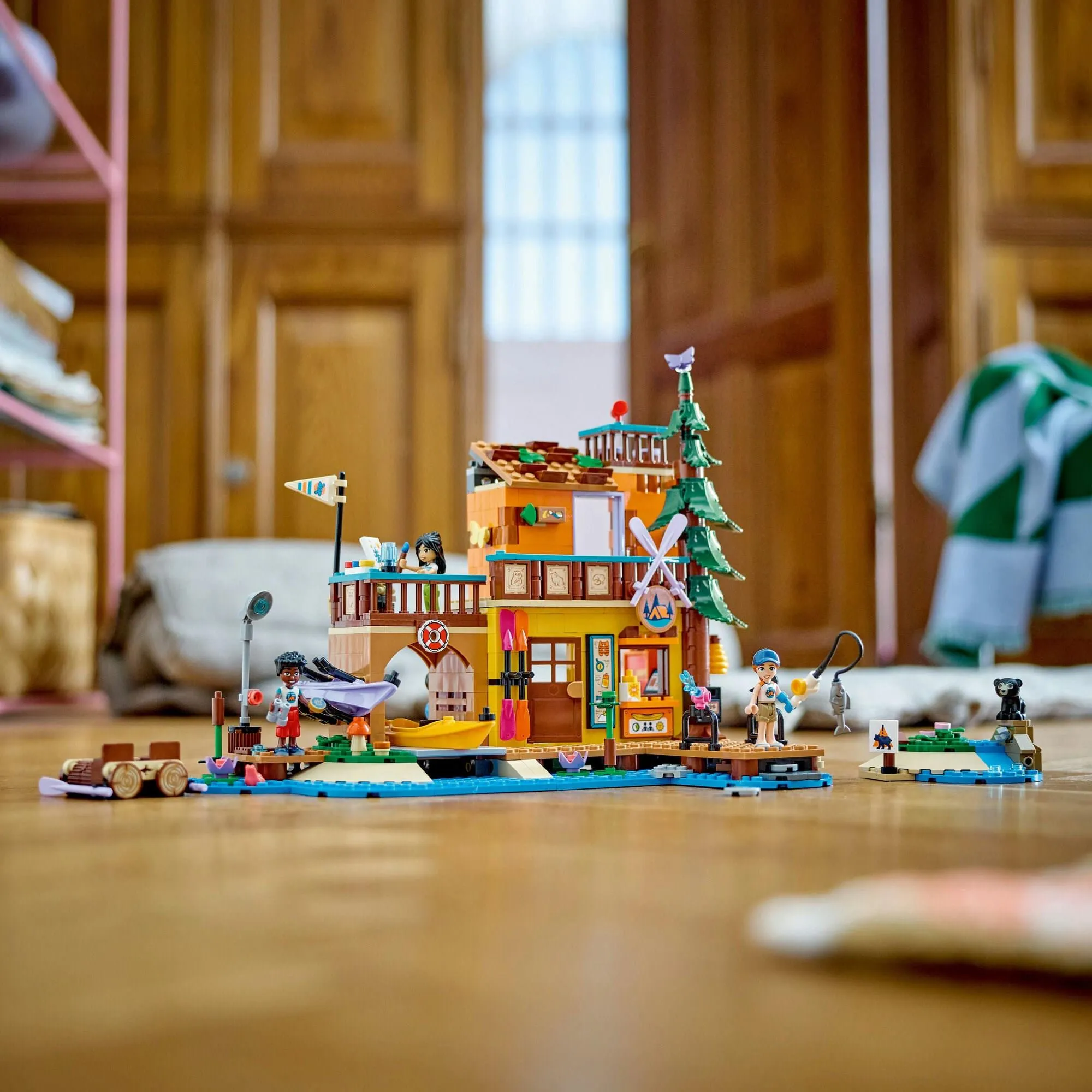 Конструктор LEGO Friends 42626 Водные виды спорта в кемпинге