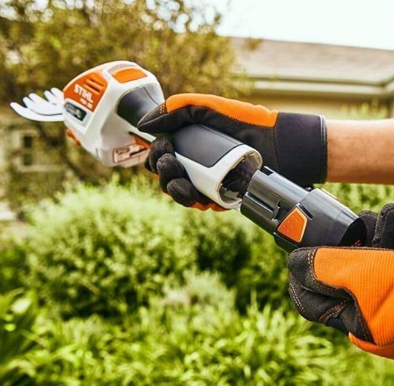 Ножницы-кусторез аккумуляторный STIHL HSA 26, 2.6 А·ч, 10.8 В