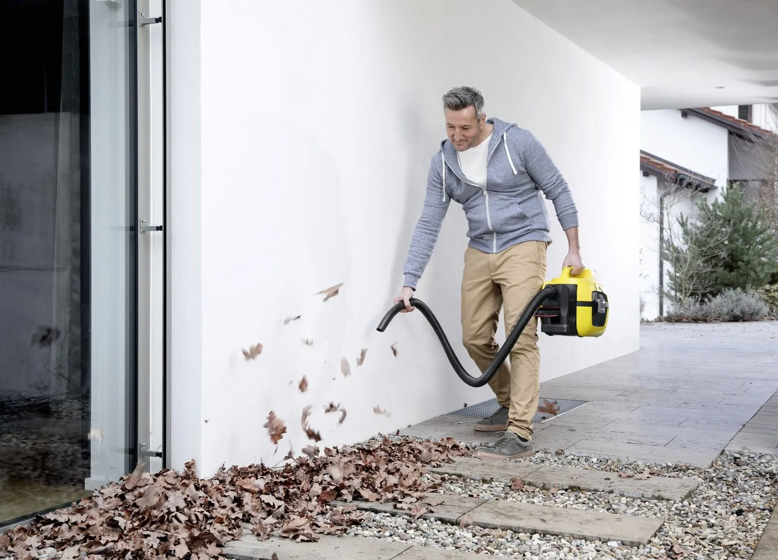 Пылесос KARCHER WD 1 Compact Battery Set 1.198-301.0