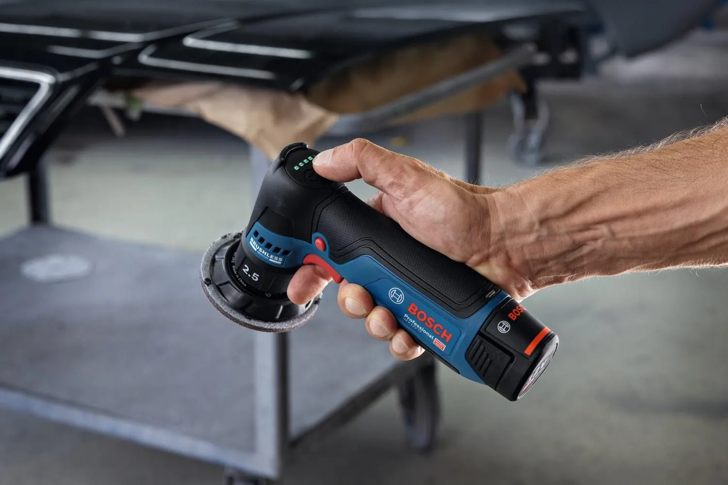 Эксцентриковая шлифовальная машина аккумуляторная Bosch GEX 12V-77 Professional 06019L2100