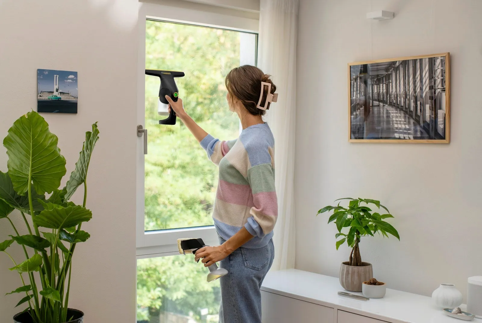 Стеклоочиститель Karcher WV 1 Compact Extra+ Black 1.633-720.0