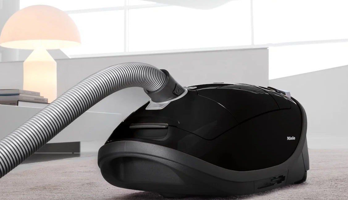 Пылесос Miele Complete C3 Parquet XL - SGSF5 Obsidian Black