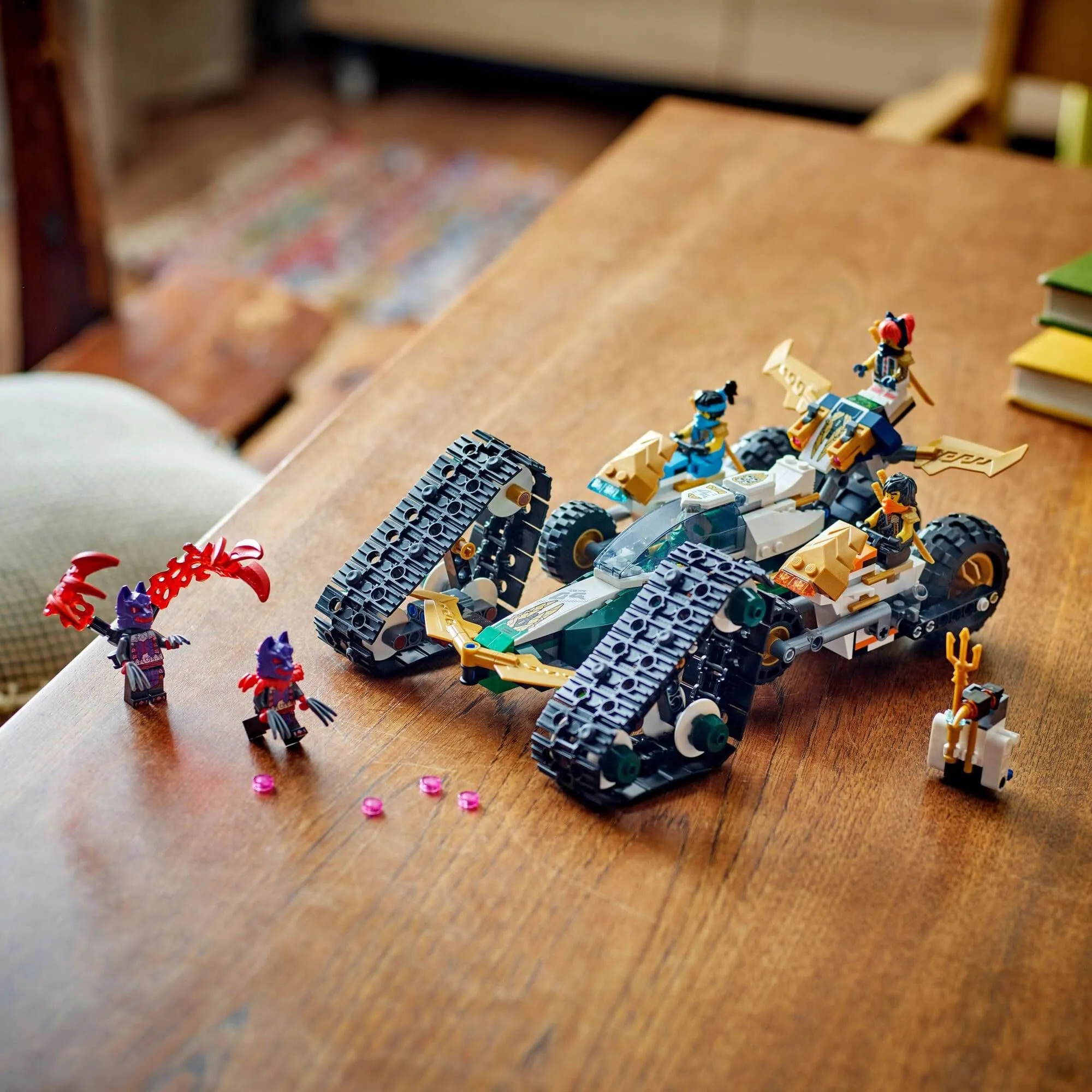 Конструктор LEGO Ninjago 71820 Многофункциональный транспорт ниндзя