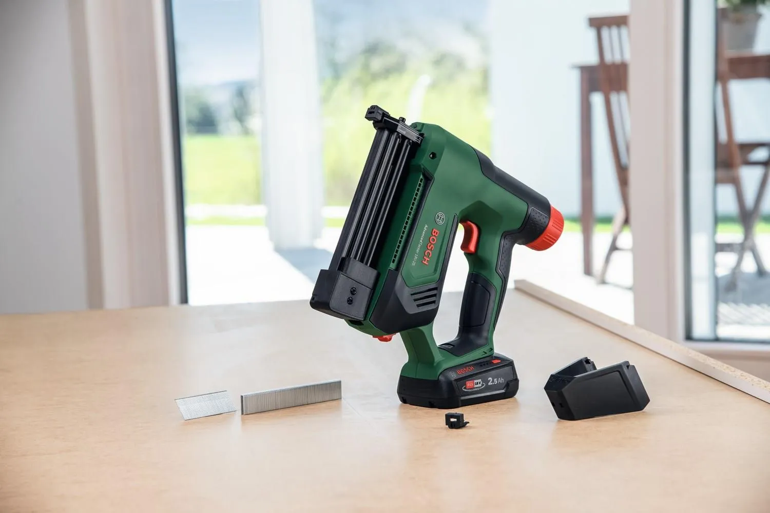 Аккумуляторный степлер Bosch AdvancedTacker 18V-25 06032A7100