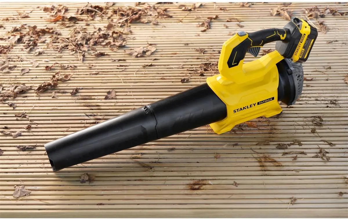 Аккумуляторная воздуходувка Stanley SFMCBL730B