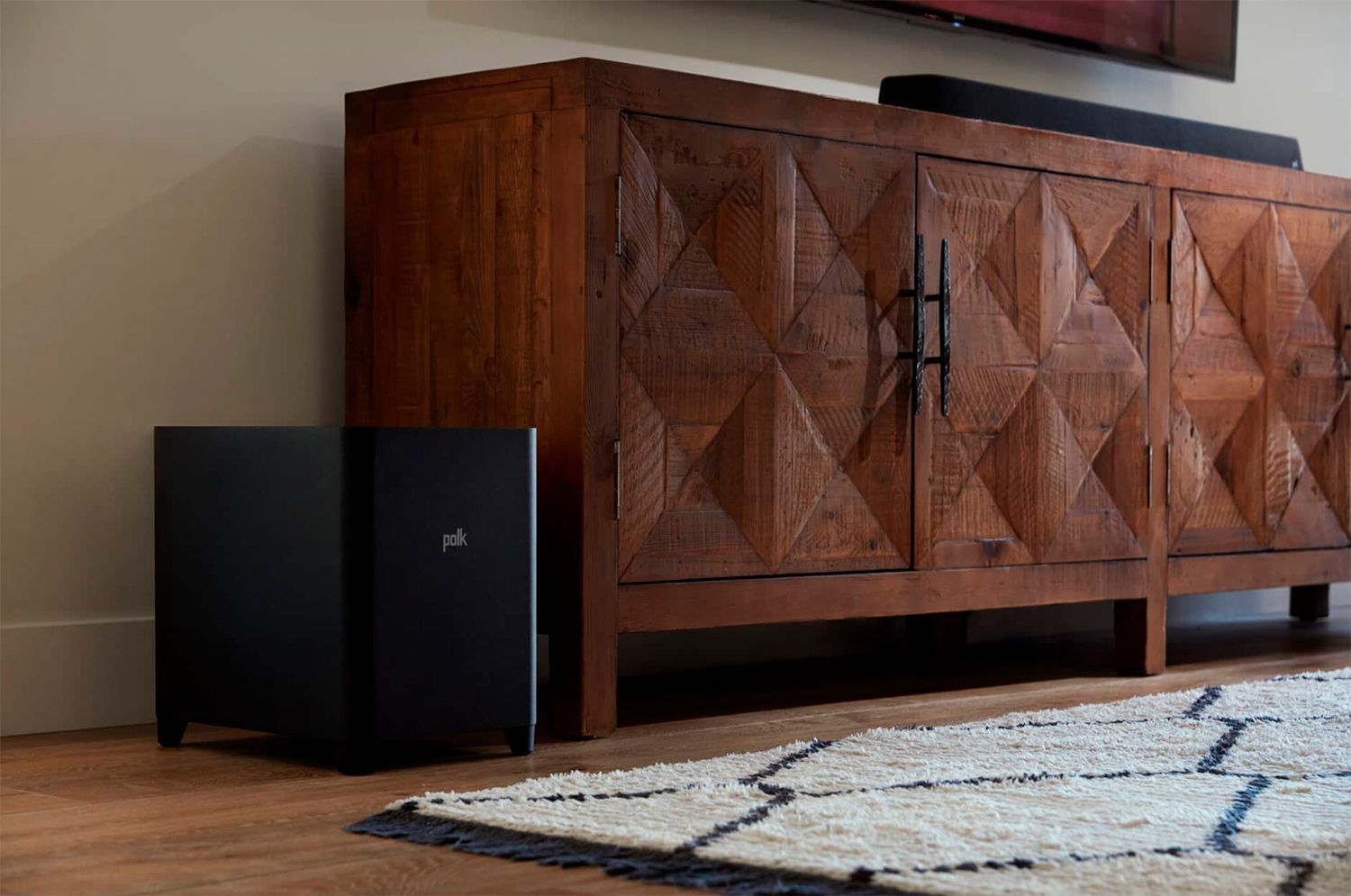 Саундбар Polk Audio Magnifi MAX AX SR