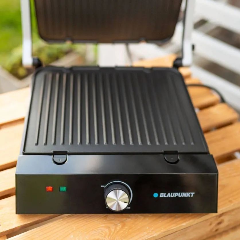 Электрический гриль Blaupunkt GRS501, 2000 Вт.