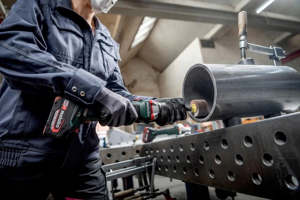 Гибкий вал-шлифмашина аккумуляторная Metabo GVB 18 LTX BL 11-7 HT без акб и зу