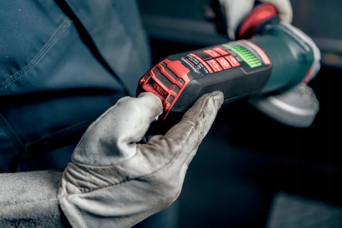 Угловая шлифмашина сетевого питания Metabo WEVBA 20-125