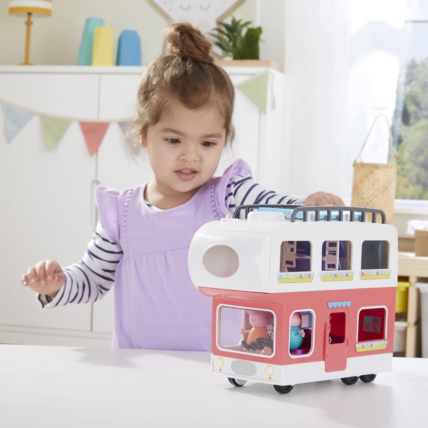 Свинка Пеппа семейный автодом Hasbro F2182