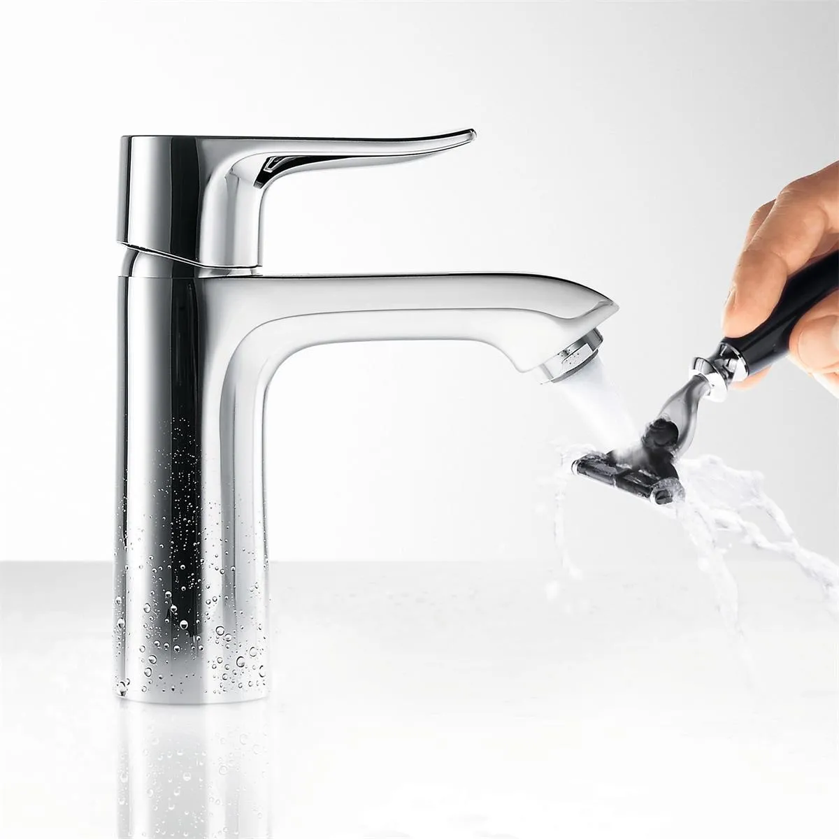 Смеситель для раковины Hansgrohe Metris E2 31084000