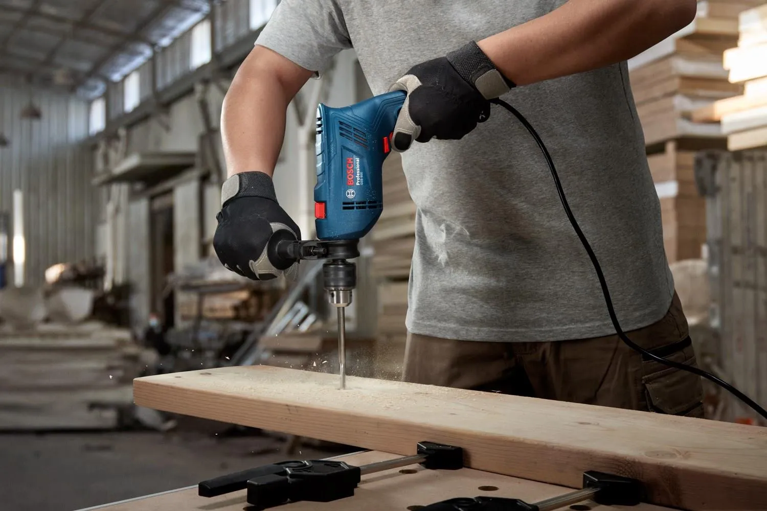 Дрель Bosch GSB 600 Professional 06011A0320