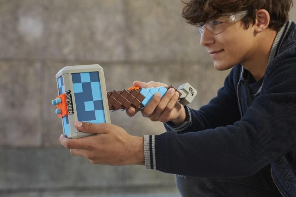 Набор игровой Nerf Minecraft Молот Штормландер, F4416, Nerf Minecraft Stormlander5010993948758