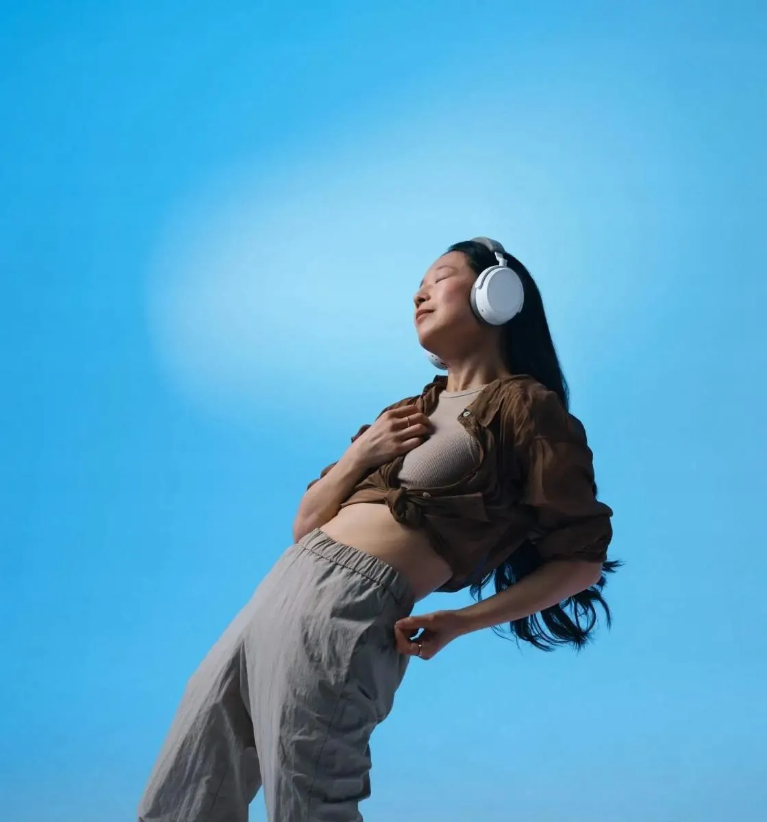 Беспроводные наушники Sennheiser Momentum 4 Wireless белые