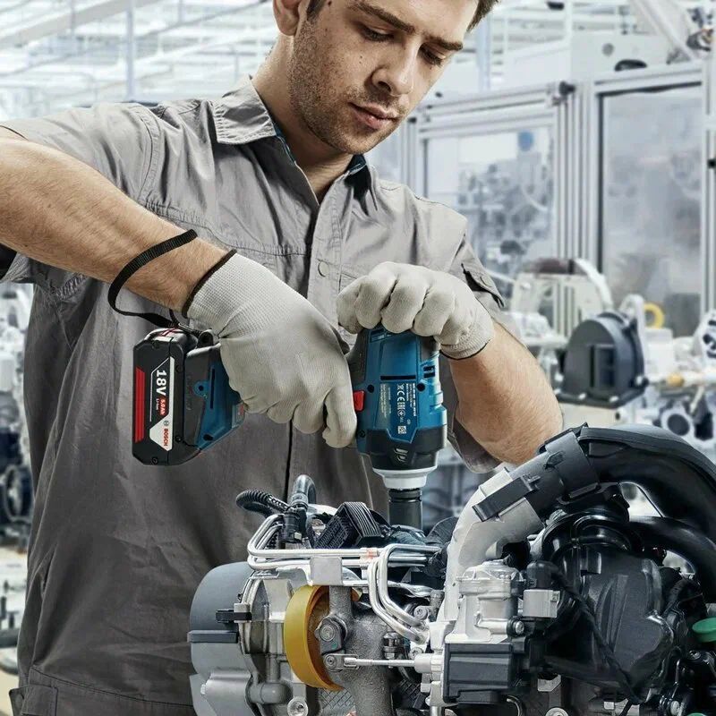 Аккумуляторный гайковерт Bosch GDS 18V-400 без аккумулятора и ЗУ 06019K0021