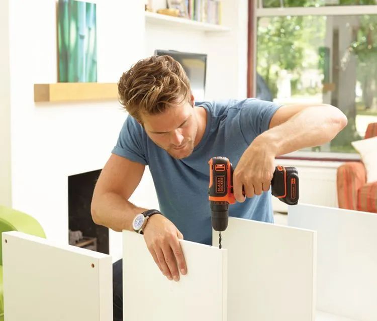 Дрель-шуруповёрт аккумуляторный Black&Decker BDCDD186B-QW 21.5 Ah/18 V с ЗУ