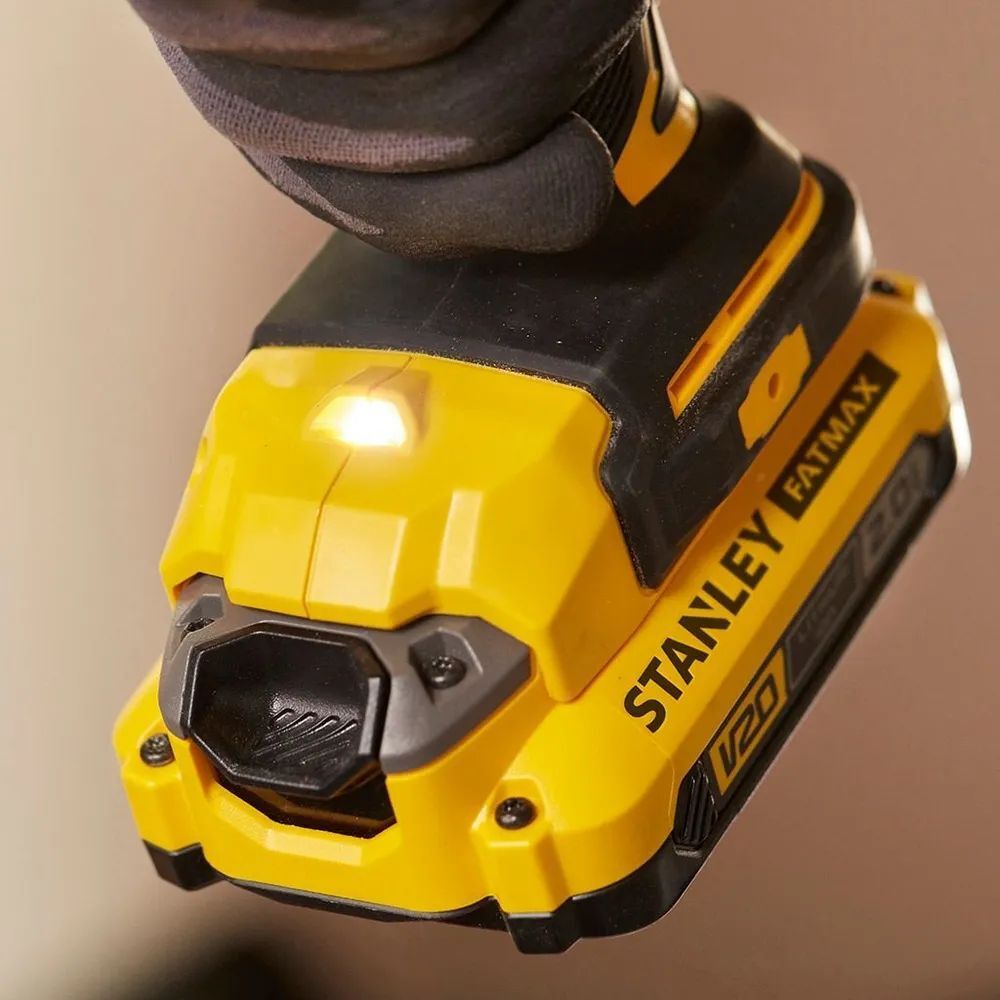 Дрель-шуруповерт Stanley SFMCD721B 18 V