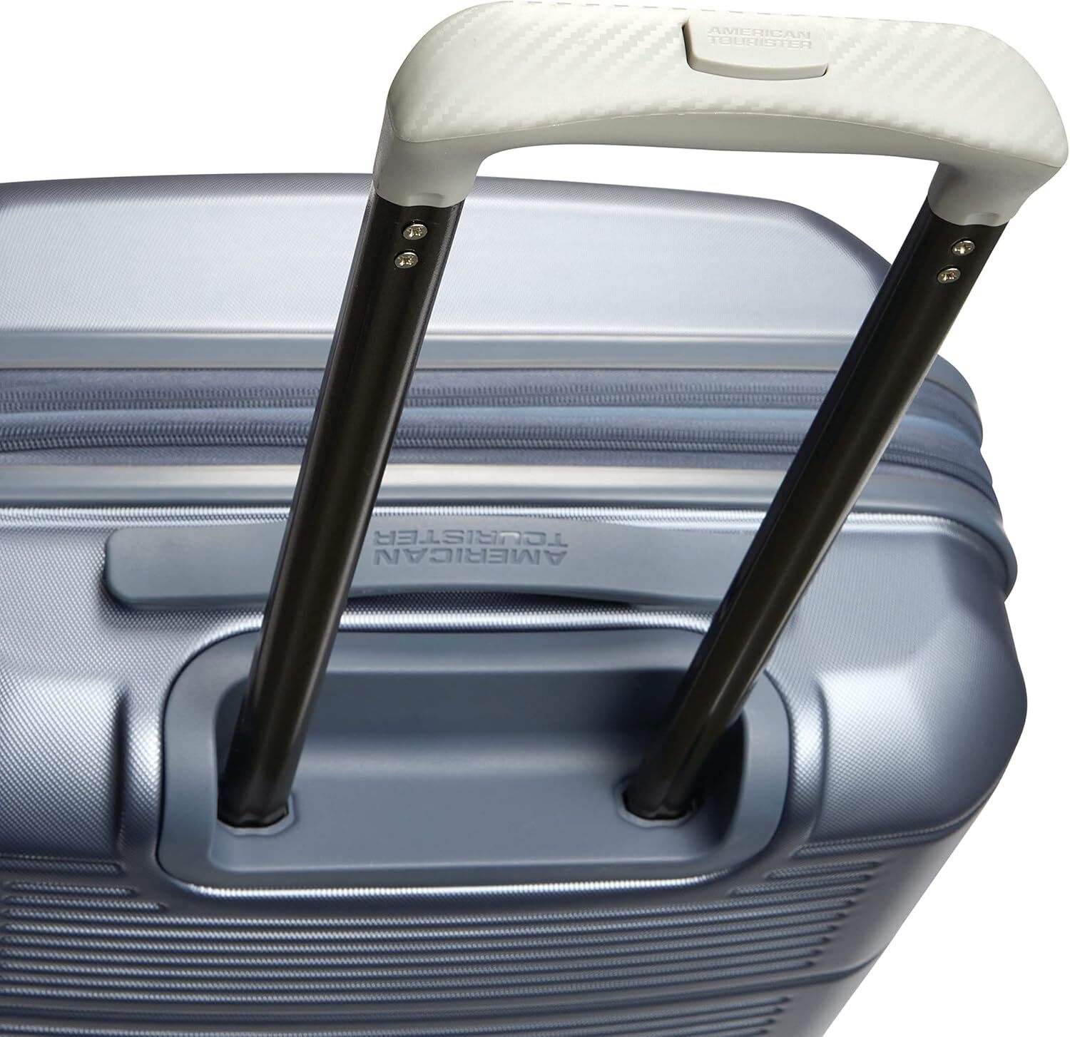 American Tourister Stratum 2.0 жёсткий чемодан с увеличивающимся объёмом и вращающимися колёсами