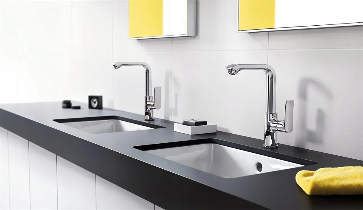 Смеситель Hansgrohe Metris E2 31087000