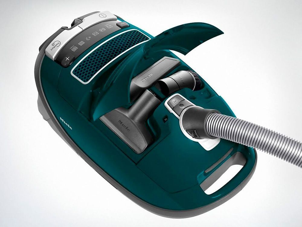 Пылесос Miele SGJP3 C3 TotalCare EcoLine 550w Petrol