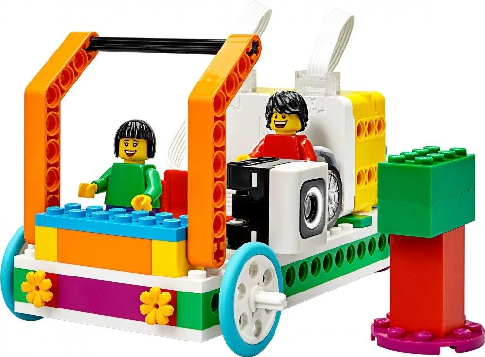 Конструктор LEGO Education 45345 Базовый набор SPIKE Essential