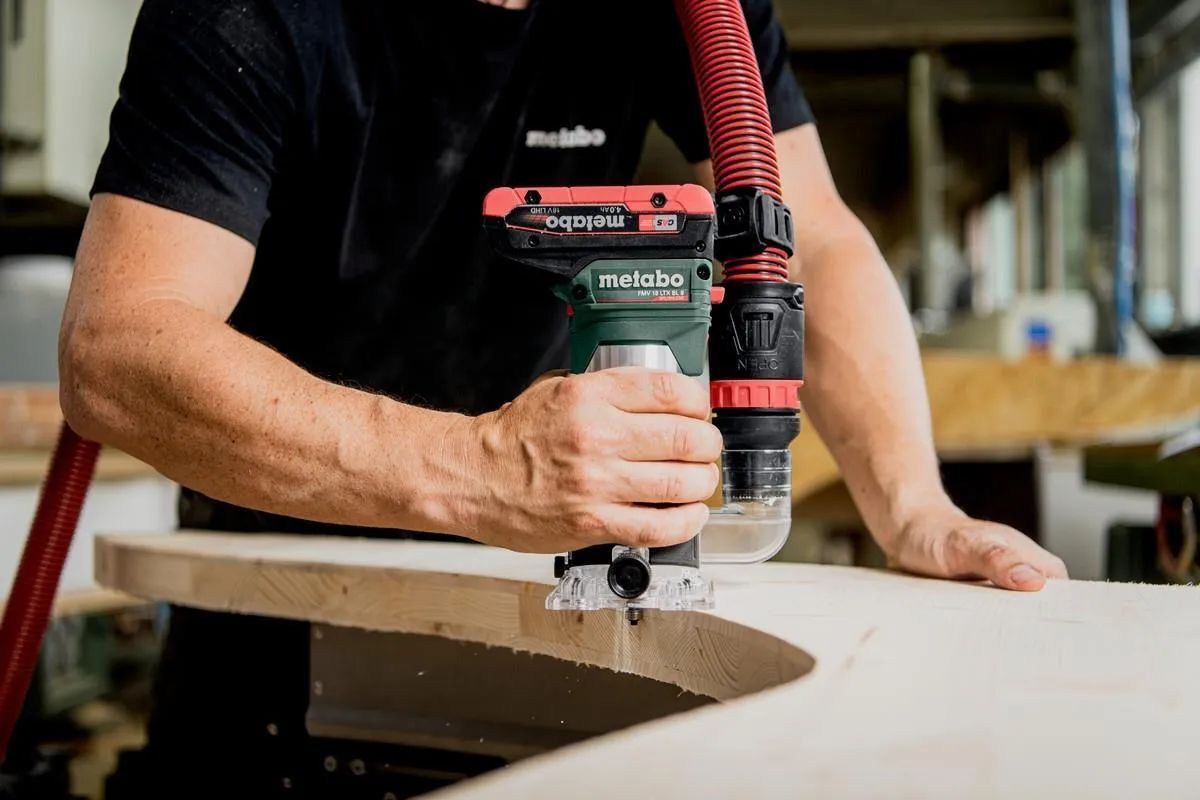 Фрезер аккумуляторный Metabo FMV 18 LTX BL 8 601742840 в кейсе metaBOX 145, без АКБ и ЗУ