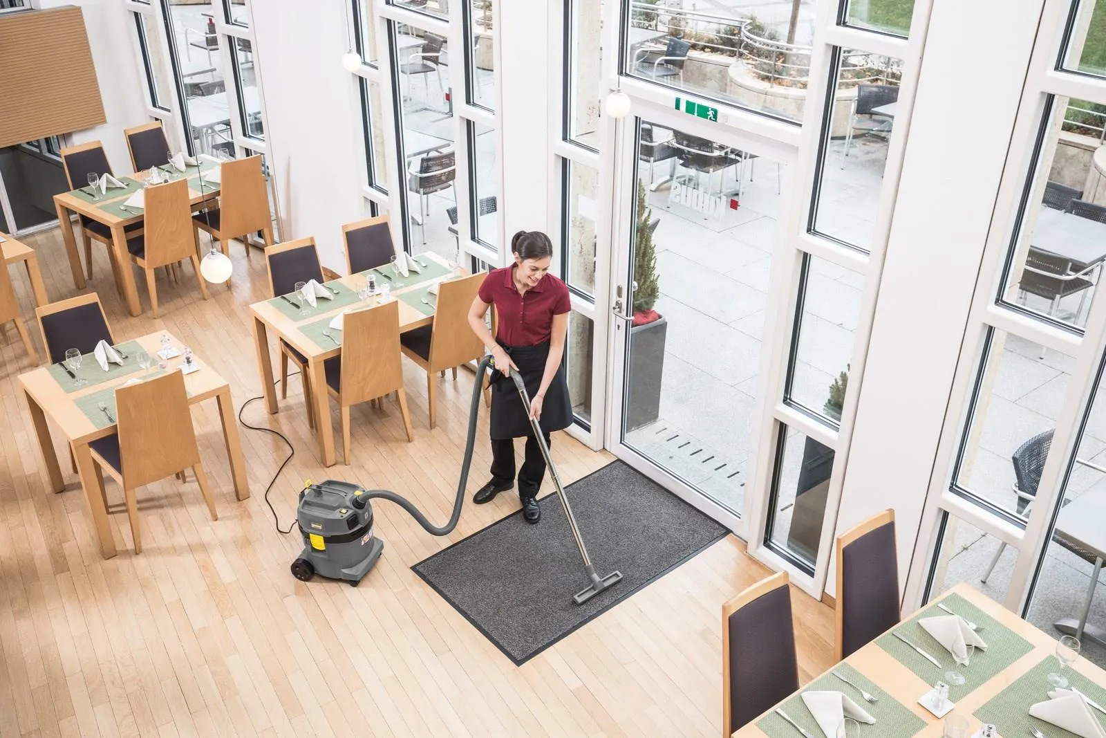 Пылесос сухой и влажной уборки Karcher NT 22/1 Ap Te L 1.378-982.0