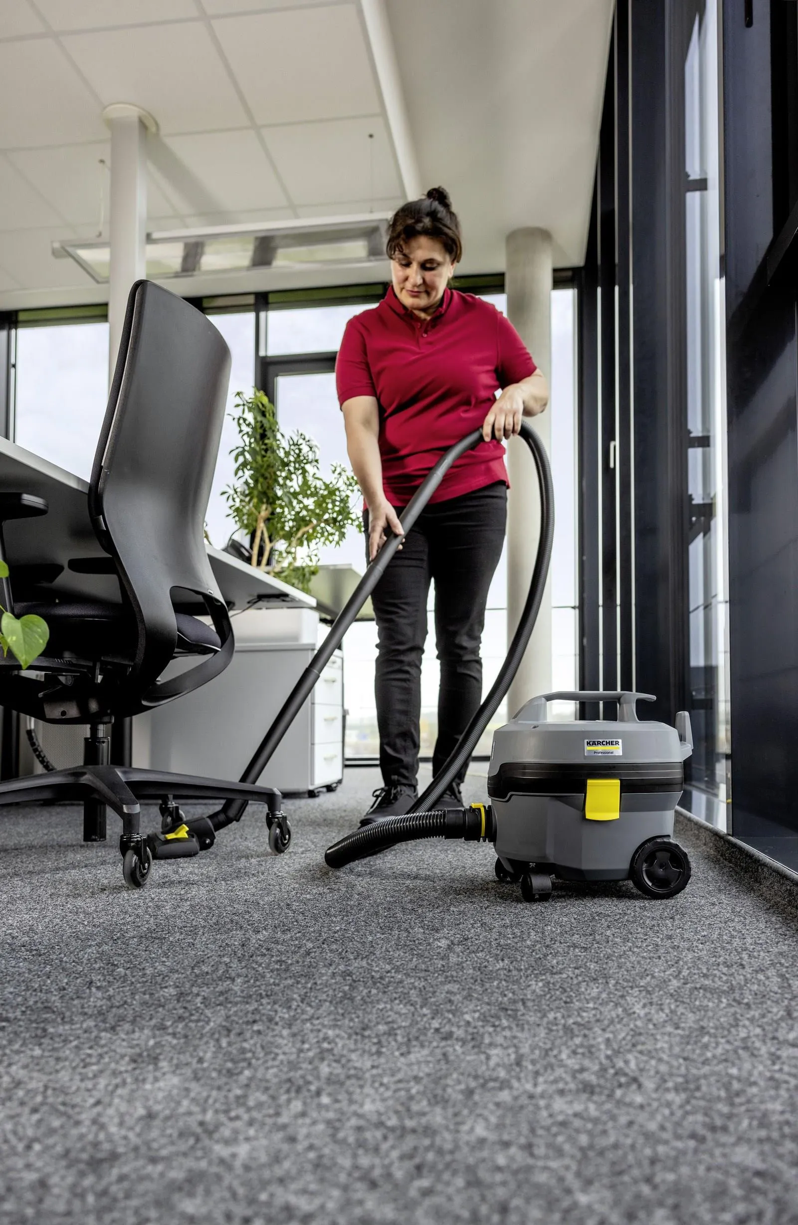 Пылесос сухой уборки Karcher T 7/1 Classic Adv 1.527-212.0