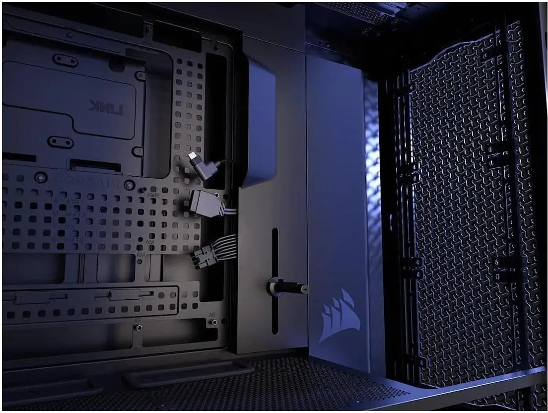 Компьютерный корпус Corsair 5000D CORE AIRFLOW
