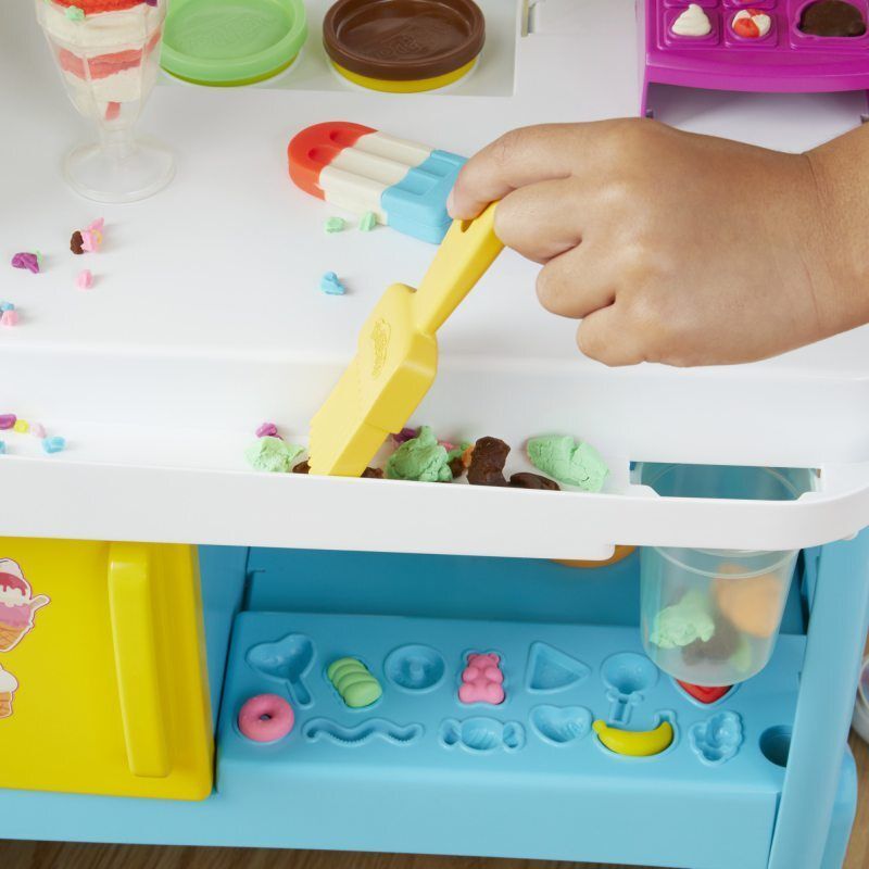 Набор игровой Hasbro Play-Doh Фургон с мороженым Hasbro F1039