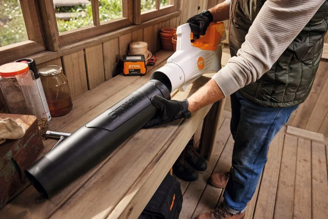 Воздуходувка аккумуляторная Stihl BGA 50