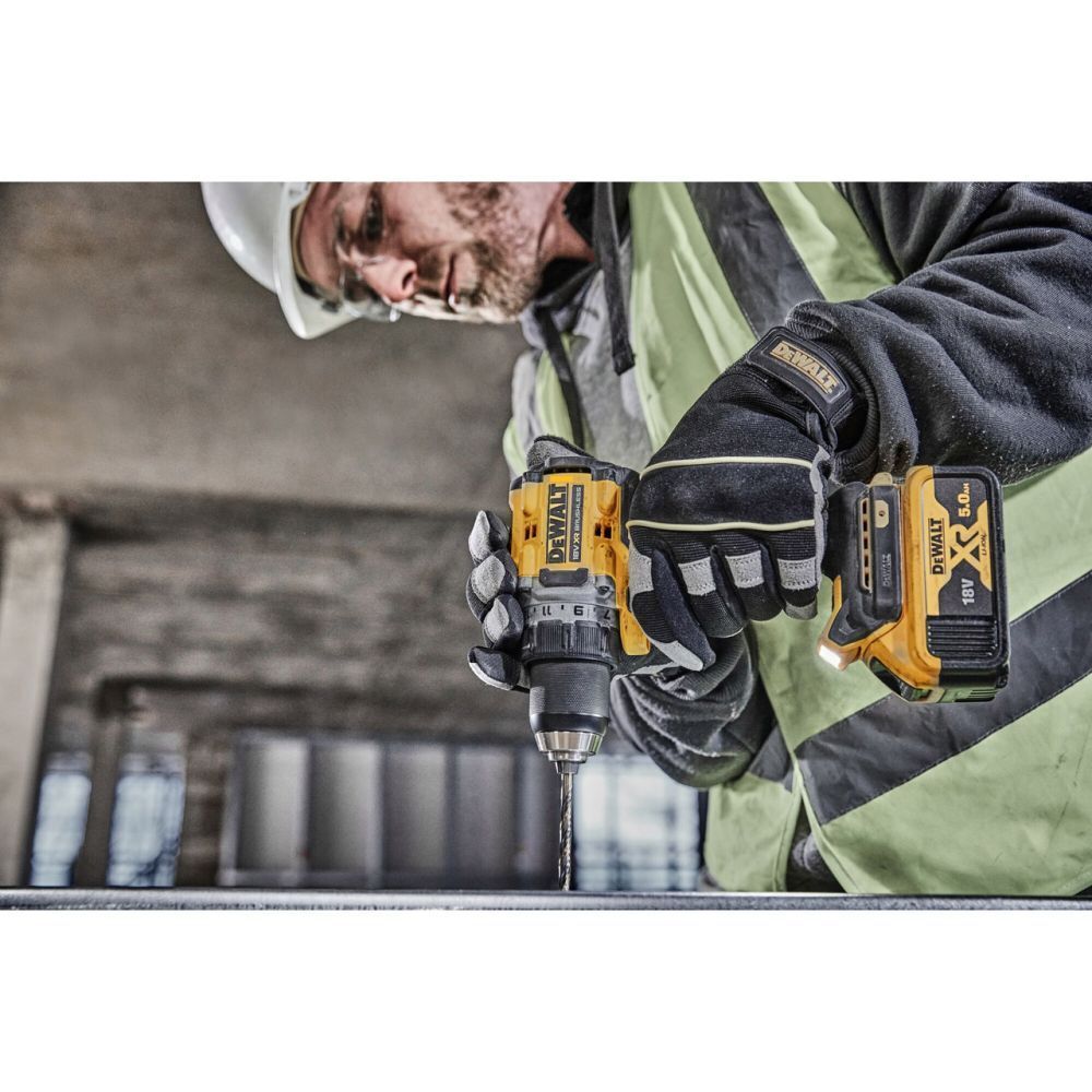 Аккумуляторная безударная дрель-шуруповерт DEWALT DCD800N, 18В, без АКБ и ЗУ и кейса